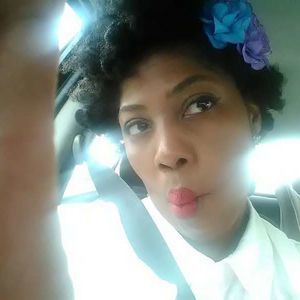 Meet your Posher, Sonia